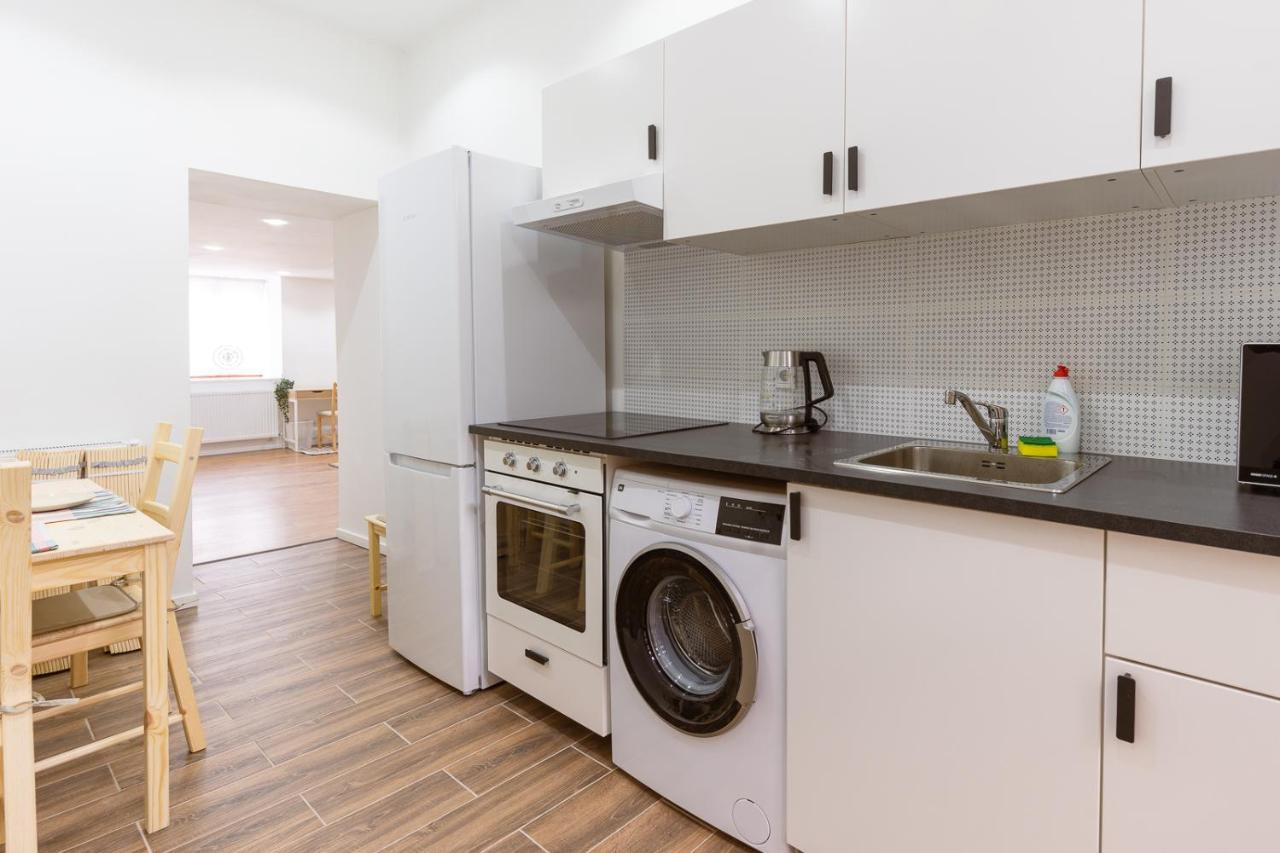 Stylish 2-Bedroom Apartment In Central Budapeste Exterior foto